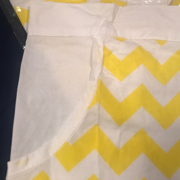 3 COTTON APRONS with yellow design SO CUTE ZigZag - Picture 2 of 5